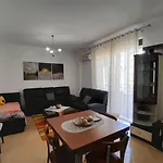 Greta\'S Guesthouse
